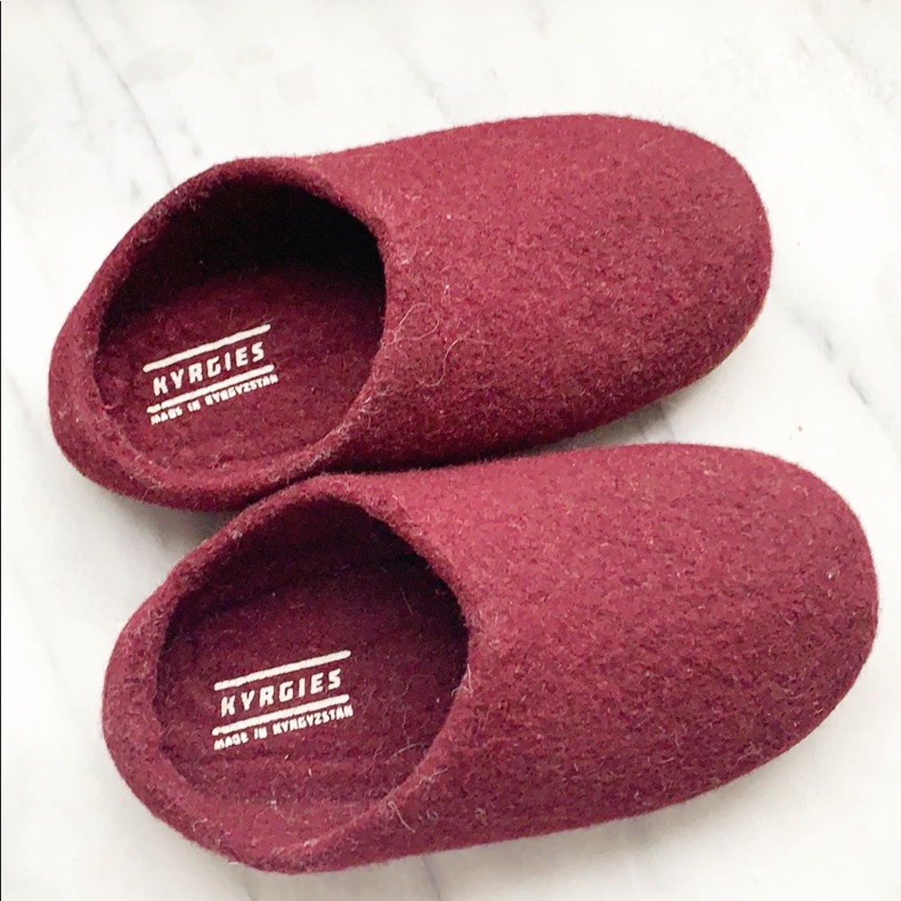 Kyrgies Plum Wool Slippers / 37